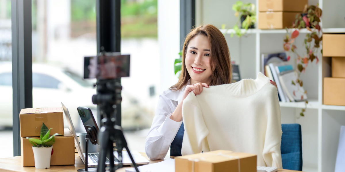 The Rise of Online Entrepreneurship: Navigating Digital Landscapes