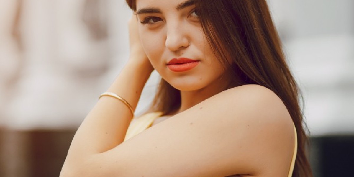 Escort Service in Karol Bagh – Premium Companionship Experience