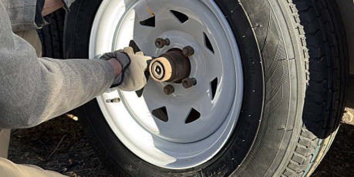 Expert Trailer Parts Repair Shop for Safe and Reliable Road Travel